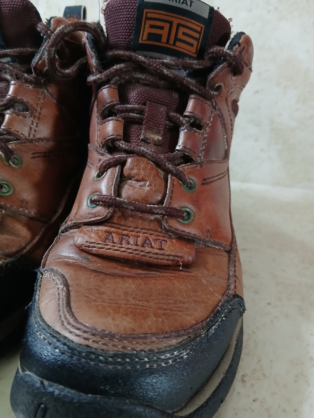 Ariat Brown Full Grain Leather Men’s Work/Hiking Boots with Black Outsole Sz 6B - Picture 2 of 13